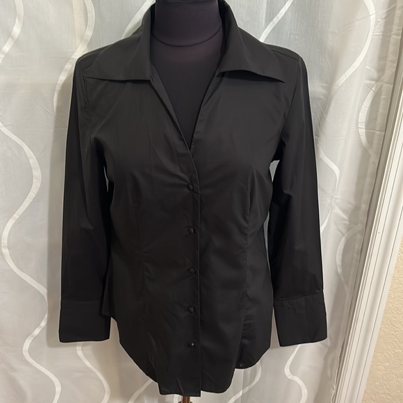 Talbots, Black, Collared, Fitted, Button Down Top, Size 8 - Picture 2 of 11
